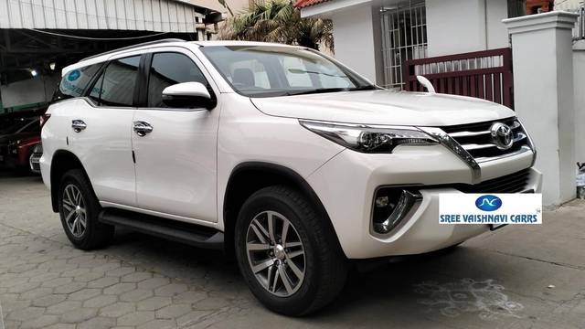 https://images10.gaadi.com/usedcar_image/4514808/original/processed_5762a54554938a992f15490a1e27fbc9.jpeg?imwidth=6400