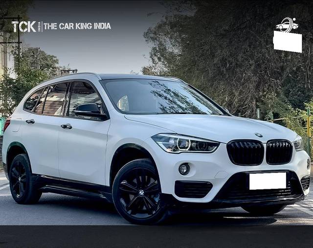 https://images10.gaadi.com/usedcar_image/4514820/original/processed_49bdd5d689899428a60a359a09d7b0fa.jpg?imwidth=6401