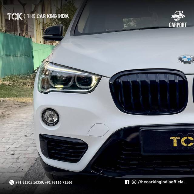 https://images10.gaadi.com/usedcar_image/4514820/original/processed_77af3620dd0c2a64b6fc14644e303c48.jpg?imwidth=6402