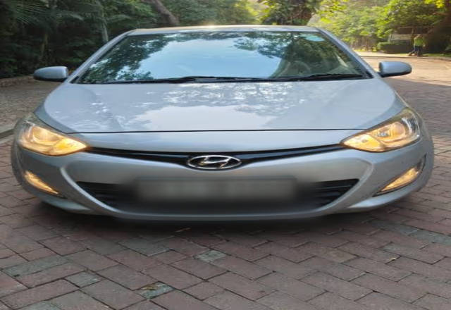 https://images10.gaadi.com/usedcar_image/4514844/original/beb43aae-aa8b-4c48-9ed6-ccf199f486a6.?imwidth=6400