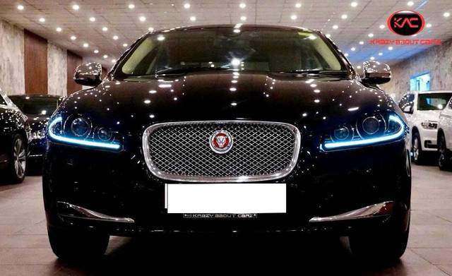 https://images10.gaadi.com/usedcar_image/4514855/original/processed_8a49c6c45958bbb7be2527560490b4f2.jpg?imwidth=6401