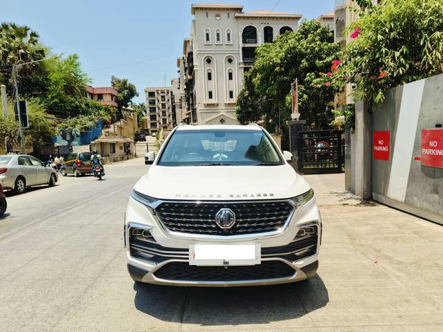 https://images10.gaadi.com/usedcar_image/4514858/original/processed_9bd4112f0fbbe0d7af221b755ce9f243.jpeg?imwidth=6400