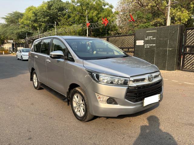 https://images10.gaadi.com/usedcar_image/4514904/original/processed_ca89cc2fa3e637a3771f866c6fa21061.jpg?imwidth=6400