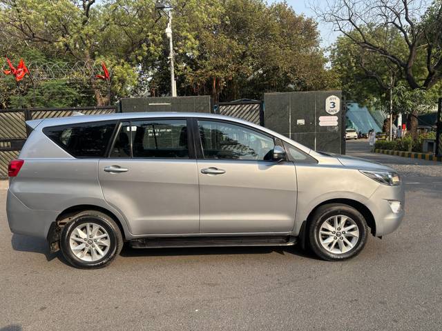 https://images10.gaadi.com/usedcar_image/4514904/original/processed_dac5dd239837bab2a094b30fd8ebae85.jpg?imwidth=6401