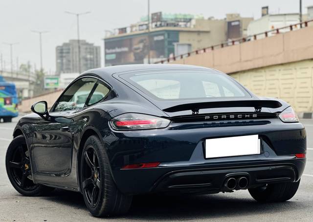 https://images10.gaadi.com/usedcar_image/4514908/original/processed_313132df965b2b8de2d969eb25db52d7.jpg?imwidth=6402