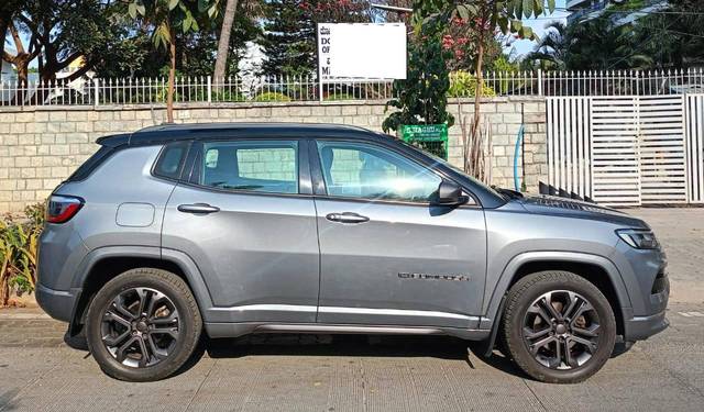 https://images10.gaadi.com/usedcar_image/4514914/original/processed_7b35b1707eecc7ef640eb02f93d4dc29.jpeg?imwidth=6401