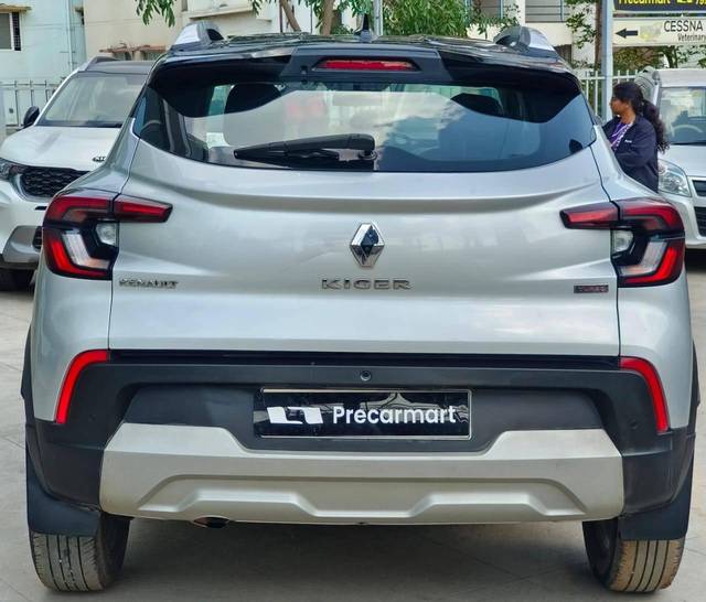 https://images10.gaadi.com/usedcar_image/4514916/original/processed_e0815945bc829dd2baed6f3afaecd147.jpeg?imwidth=6402