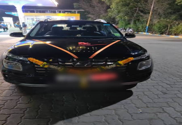 https://images10.gaadi.com/usedcar_image/4514918/original/ddb037eb-1aee-4041-bfd1-dc201bea35a8.?imwidth=6400