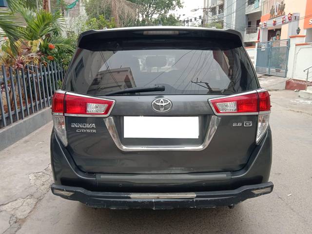 https://images10.gaadi.com/usedcar_image/4514925/original/processed_1c7b5f9166beec2f857c56fa4a62f918.jpg?imwidth=6402