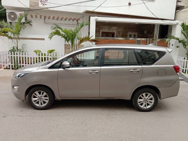 https://images10.gaadi.com/usedcar_image/4514929/original/5dbccecb25cd0227af3e2e64803b8454.jpg?imwidth=6402