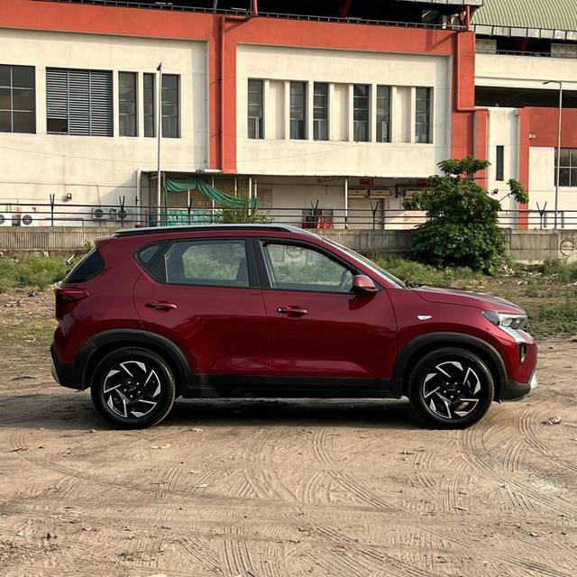 https://images10.gaadi.com/usedcar_image/4514931/original/ee6fa62a57315283bd1aa1634fd3a91b.jpg?imwidth=6401
