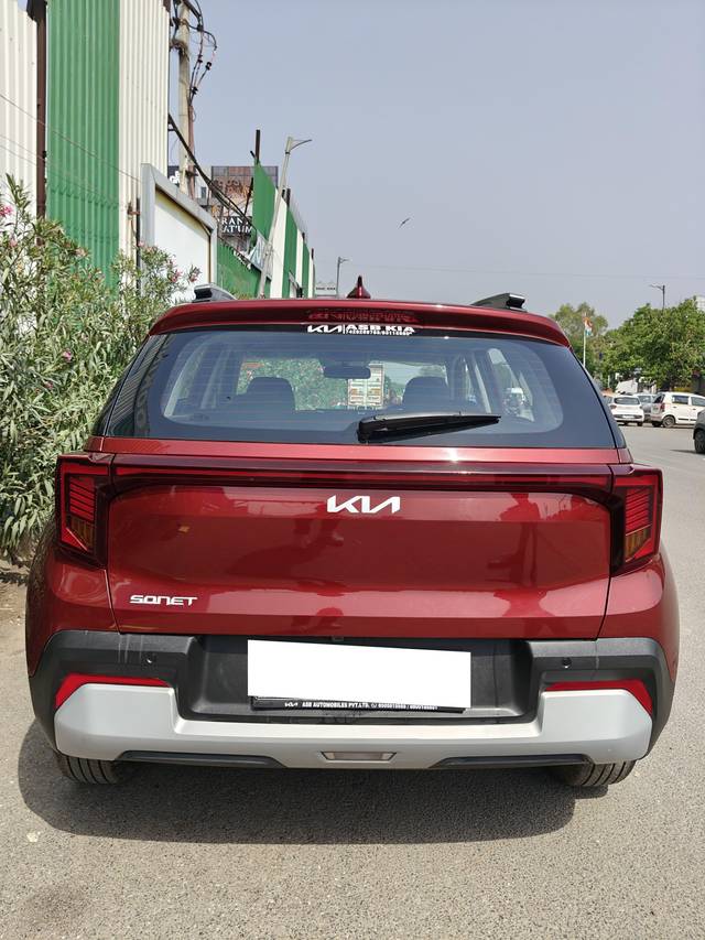 https://images10.gaadi.com/usedcar_image/4514931/original/processed_443b77cad4256c1224bf402c059e8906.jpg?imwidth=6402