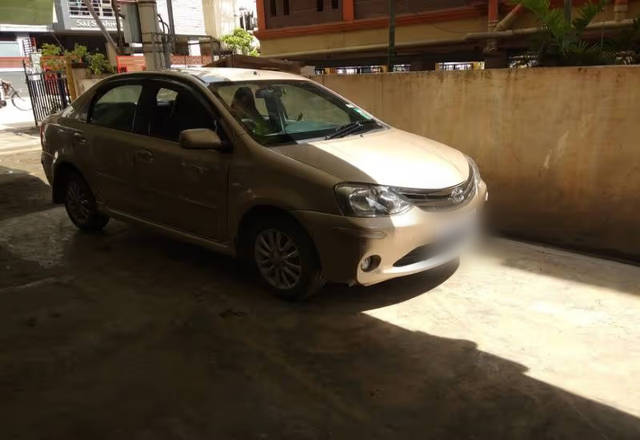 https://images10.gaadi.com/usedcar_image/4514933/original/1ada3e90-2a19-427b-85cf-31f71e8e74f7.?imwidth=6400