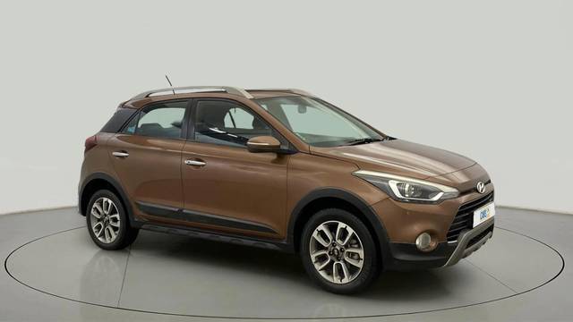 https://images10.gaadi.com/usedcar_image/4514937/original/c5405bb153f326f62d822e2a67c3f7ca.jpg?imwidth=6400