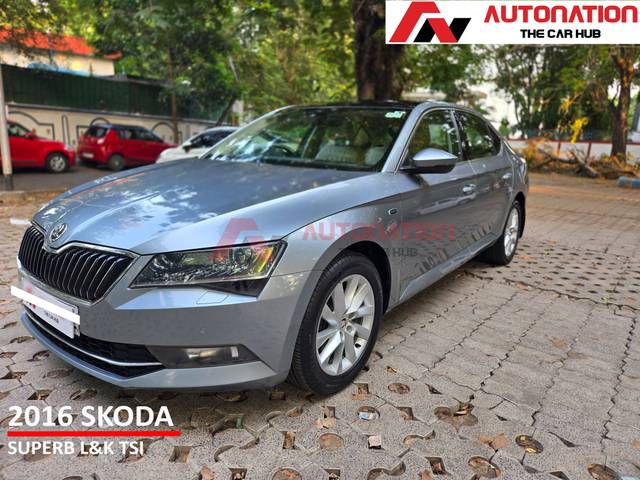 https://images10.gaadi.com/usedcar_image/4514939/original/processed_3d193c88cc067fb62eb30a7bfd3155ef.jpg?imwidth=6400