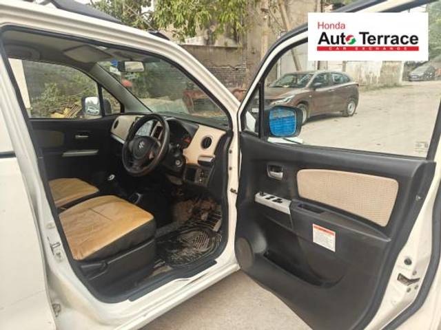 https://images10.gaadi.com/usedcar_image/4514941/original/85d029a6272d908dd1503264cb68339a.jpeg?imwidth=6400