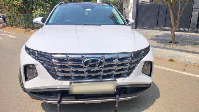 https://images10.gaadi.com/usedcar_image/4514945/original/processed_f1419400a669731ee76831c4dc9d65b1.jpg?imwidth=6400