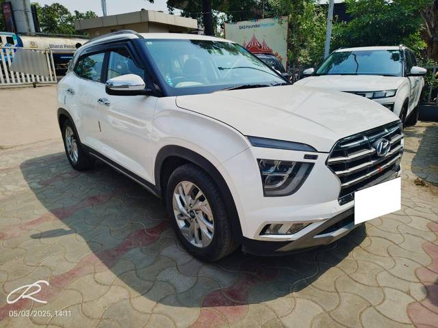 https://images10.gaadi.com/usedcar_image/4514951/original/processed_d3c1f1c6be011a41ef0bba5ac368f12c.jpg?imwidth=6400
