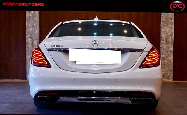 https://images10.gaadi.com/usedcar_image/4514953/original/processed_1e186a8706a336dadd4593e02bec2e93.jpg?imwidth=6402