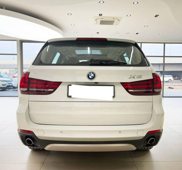 https://images10.gaadi.com/usedcar_image/4514956/original/processed_372169207708979d58b54a07e40fa20a.jpg?imwidth=6402