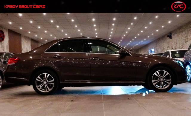 https://images10.gaadi.com/usedcar_image/4514964/original/processed_ac9ea8c8010d1d49bfd156aa9b9d217b.jpg?imwidth=6401