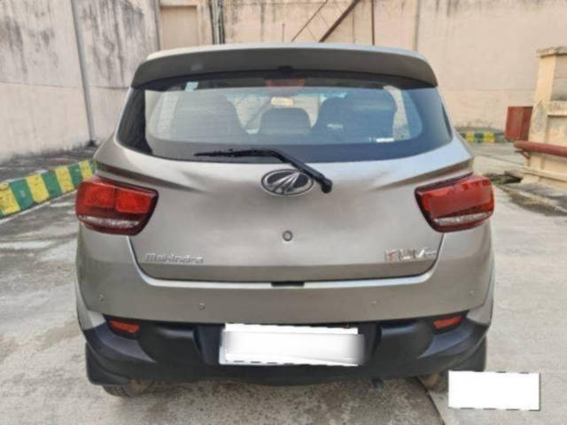 https://images10.gaadi.com/usedcar_image/4514968/original/processed_ddabdb4f7a96b915b38ad9ee43089542.png?imwidth=6402