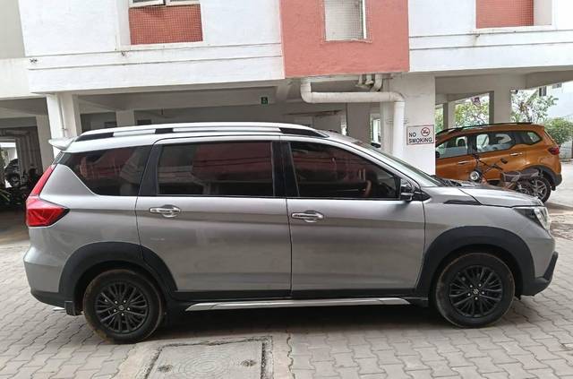 https://images10.gaadi.com/usedcar_image/4514986/original/processed_b1c055b3a3097e5f0233a1ade252afe9.jpg?imwidth=6401