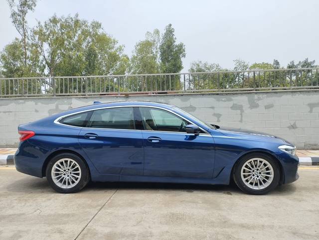 https://images10.gaadi.com/usedcar_image/4515009/original/c45d4c7fb59de81b14f6a1014b95c5c9.jpg?imwidth=6401
