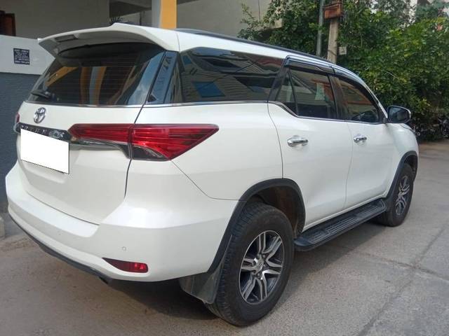 https://images10.gaadi.com/usedcar_image/4515010/original/processed_544c822c2357ff0d21e3fdba04610838.jpg?imwidth=6401