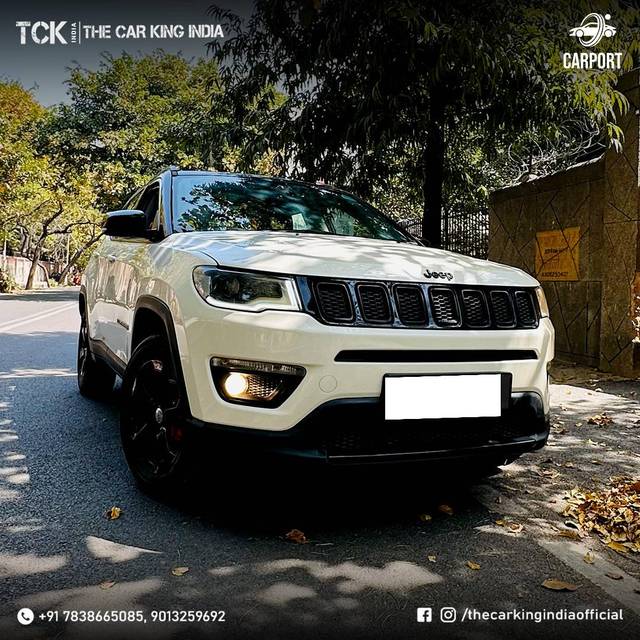 https://images10.gaadi.com/usedcar_image/4515085/original/processed_d999db6de7bf7397413d5bd3f48b328c.jpg?imwidth=6400