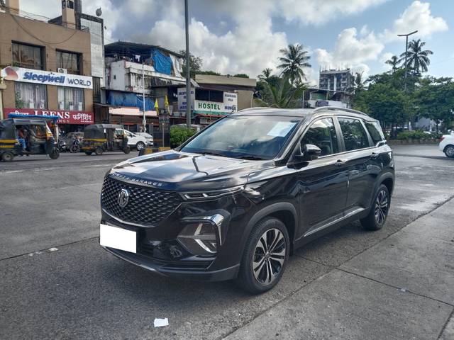 https://images10.gaadi.com/usedcar_image/4515112/original/processed_374c3819f323f7739e77d5ddc68a8788.jpg?imwidth=6402