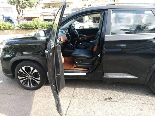 https://images10.gaadi.com/usedcar_image/4515112/original/processed_c303a5900b76502e527a7cacbbc39e71.jpg?imwidth=6400