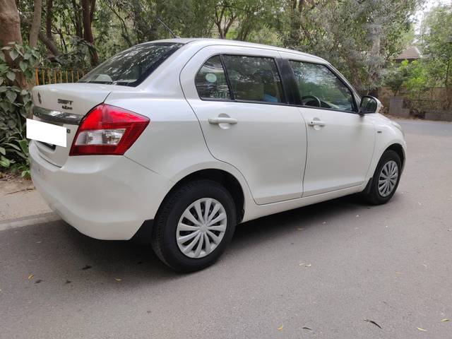 https://images10.gaadi.com/usedcar_image/4515141/original/processed_a2fd24af2315c008a7f148f4d8c60657.jpg?imwidth=6402