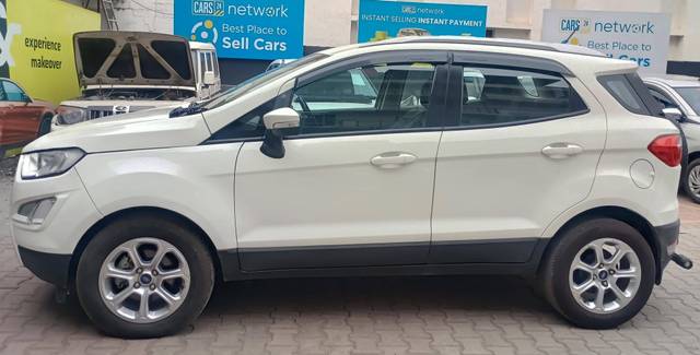 https://images10.gaadi.com/usedcar_image/4515144/original/processed_c9ee7b72b0f73008caec50095bc9c2a2.jpg?imwidth=6402