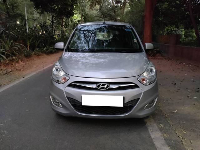 https://images10.gaadi.com/usedcar_image/4515149/original/processed_74ecf13e8a1d44bb3379e7cbfd4e7465.jpg?imwidth=6400