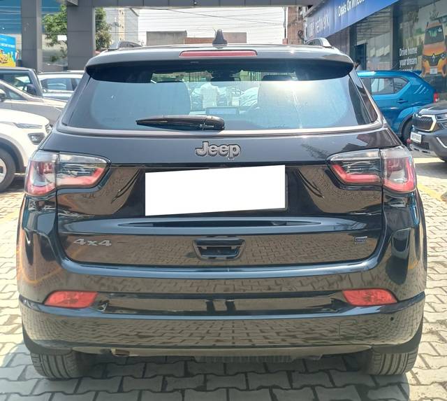 https://images10.gaadi.com/usedcar_image/4515151/original/processed_4f5d7f5de162427d9b0cc458c98fa380.jpg?imwidth=6401
