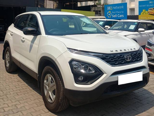 https://images10.gaadi.com/usedcar_image/4515152/original/processed_111fbf6f34189407d4eea4573c83b206.jpg?imwidth=6400
