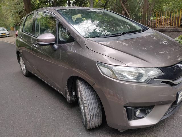 https://images10.gaadi.com/usedcar_image/4515159/original/processed_7ecaacb3915695b5fb3e103f9e8bf6d9.jpg?imwidth=6400