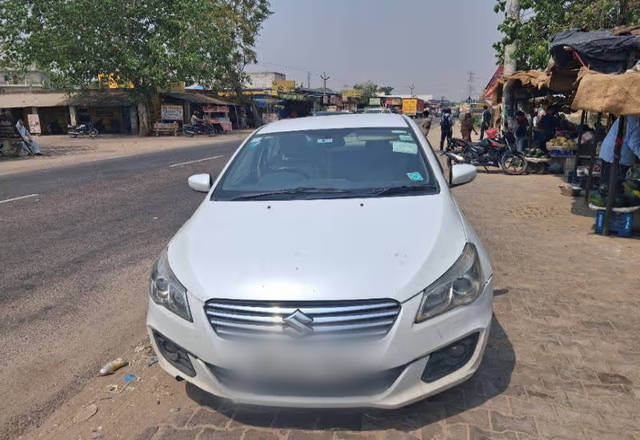 https://images10.gaadi.com/usedcar_image/4515199/original/de6c9f96-49a8-4f21-a18b-e5f0c5eee58c.?imwidth=6400