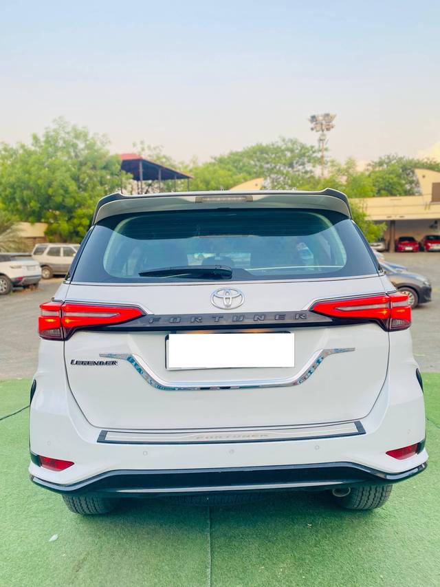 https://images10.gaadi.com/usedcar_image/4515204/original/processed_3930280b4716669d86c3aab92288b6fe.jpg?imwidth=6402
