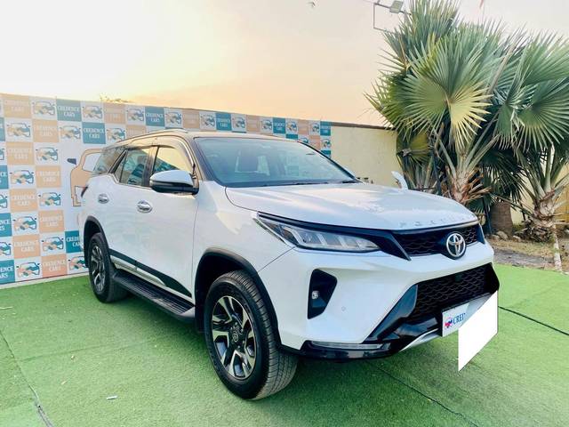 https://images10.gaadi.com/usedcar_image/4515204/original/processed_8761110dbd9e179d708f15915d139434.jpg?imwidth=6400