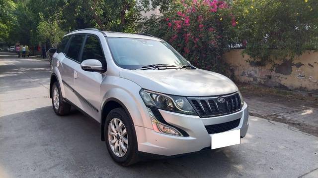 https://images10.gaadi.com/usedcar_image/4515207/original/processed_3788b027a7cfa6812ad65aa1a42d0e5c.jpg?imwidth=6400