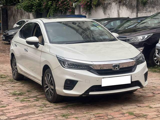 https://images10.gaadi.com/usedcar_image/4515220/original/processed_5bbb6d2375574a39ca4ffde575d51885.jpg?imwidth=6400