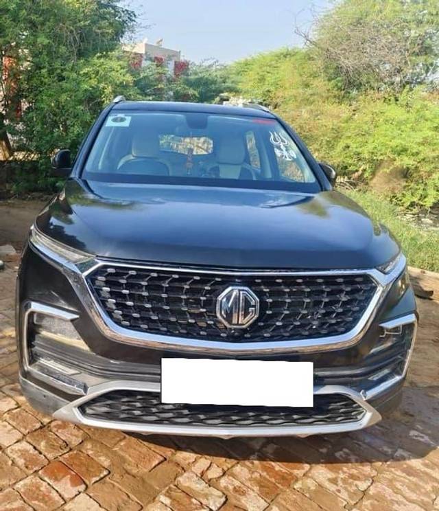 https://images10.gaadi.com/usedcar_image/4515221/original/processed_576a785b03094161dc6c5cef873dcbdb.jpg?imwidth=6400