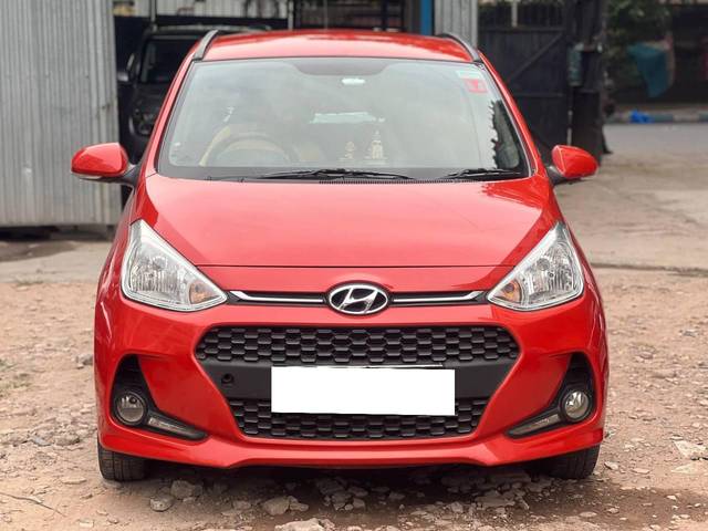 https://images10.gaadi.com/usedcar_image/4515229/original/processed_4aa0ff3d5e6ce83e7f2d8a691dd08e4e.jpg?imwidth=6400