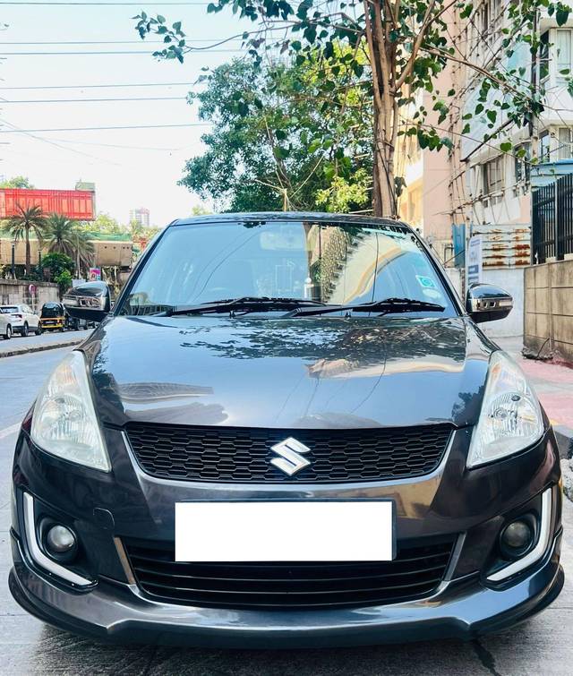 https://images10.gaadi.com/usedcar_image/4515240/original/processed_73f8d181d5d3d977aa44e58bd36400fa.jpg?imwidth=6400