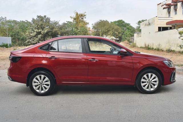 https://images10.gaadi.com/usedcar_image/4515245/original/6ddad1cb9744789543a3c07b87827c02.jpg?imwidth=6401
