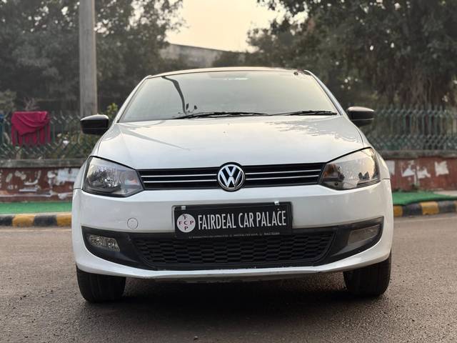 https://images10.gaadi.com/usedcar_image/4515262/original/581f20fca309e4ace07f73307b66fcd9.jpg?imwidth=6400