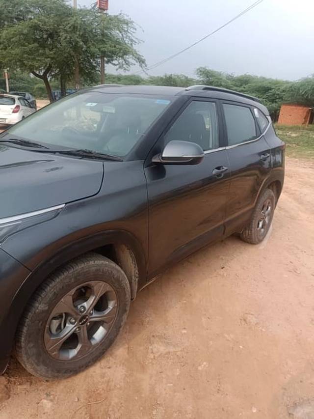 https://images10.gaadi.com/usedcar_image/4515269/original/b697f6dc63f0b6c9378c5d1effcabade.jpg?imwidth=6400