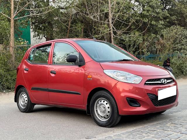 https://images10.gaadi.com/usedcar_image/4515273/original/processed_752bf53d9bf672e13fd44e7a69b1659d.jpg?imwidth=6400